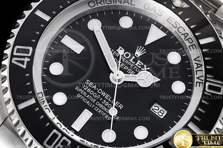 1116 ROLSD0102 – Deep Sea Dweller Blk Supportive 1013